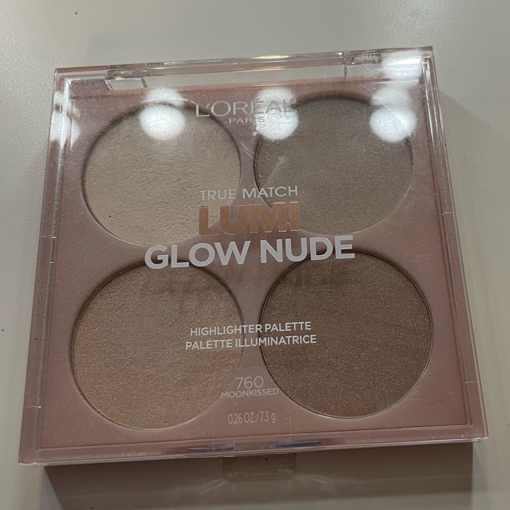 true match lumi glow nude highlighter palette